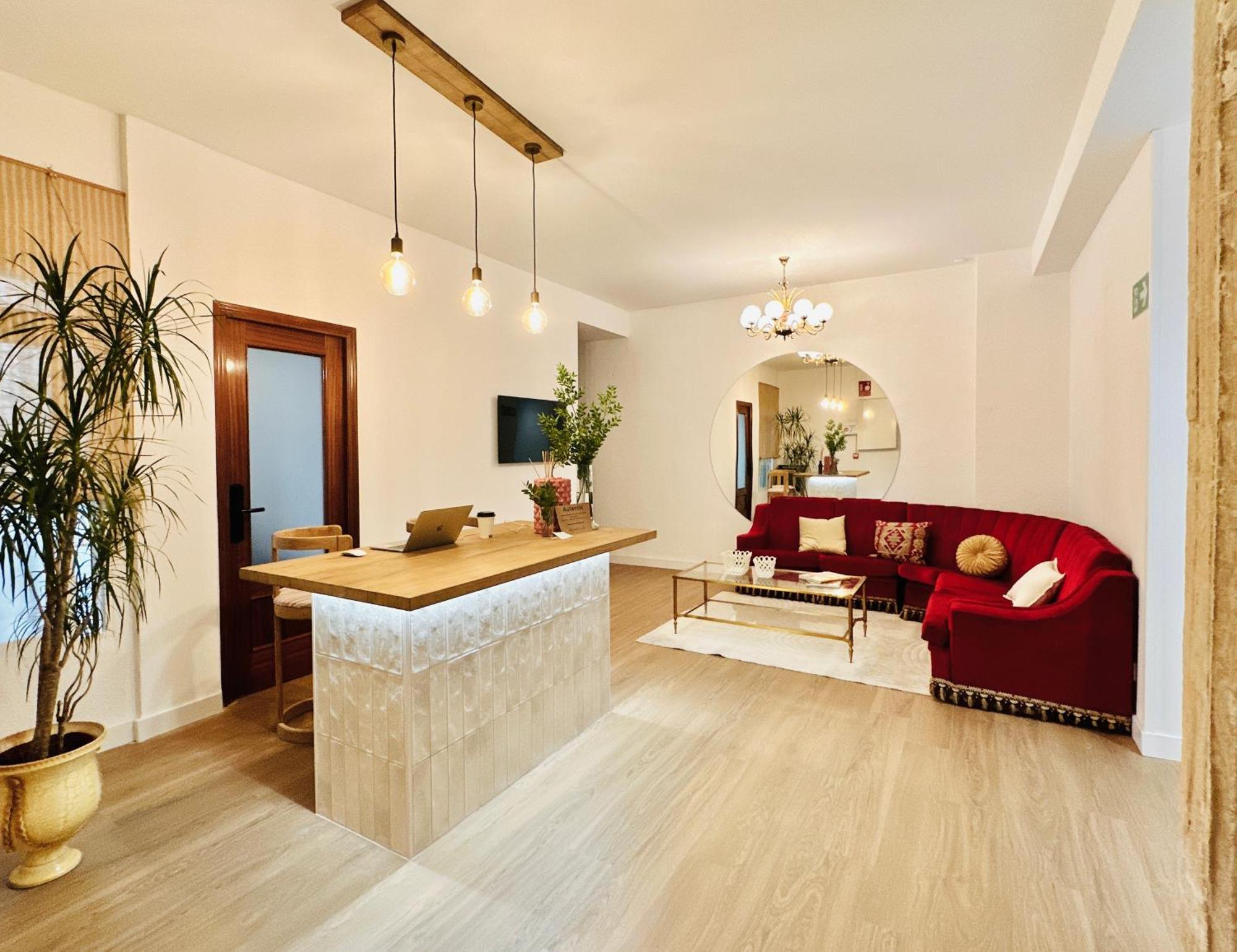Autentic Boutique Moncloa Madrid Eksteriør billede