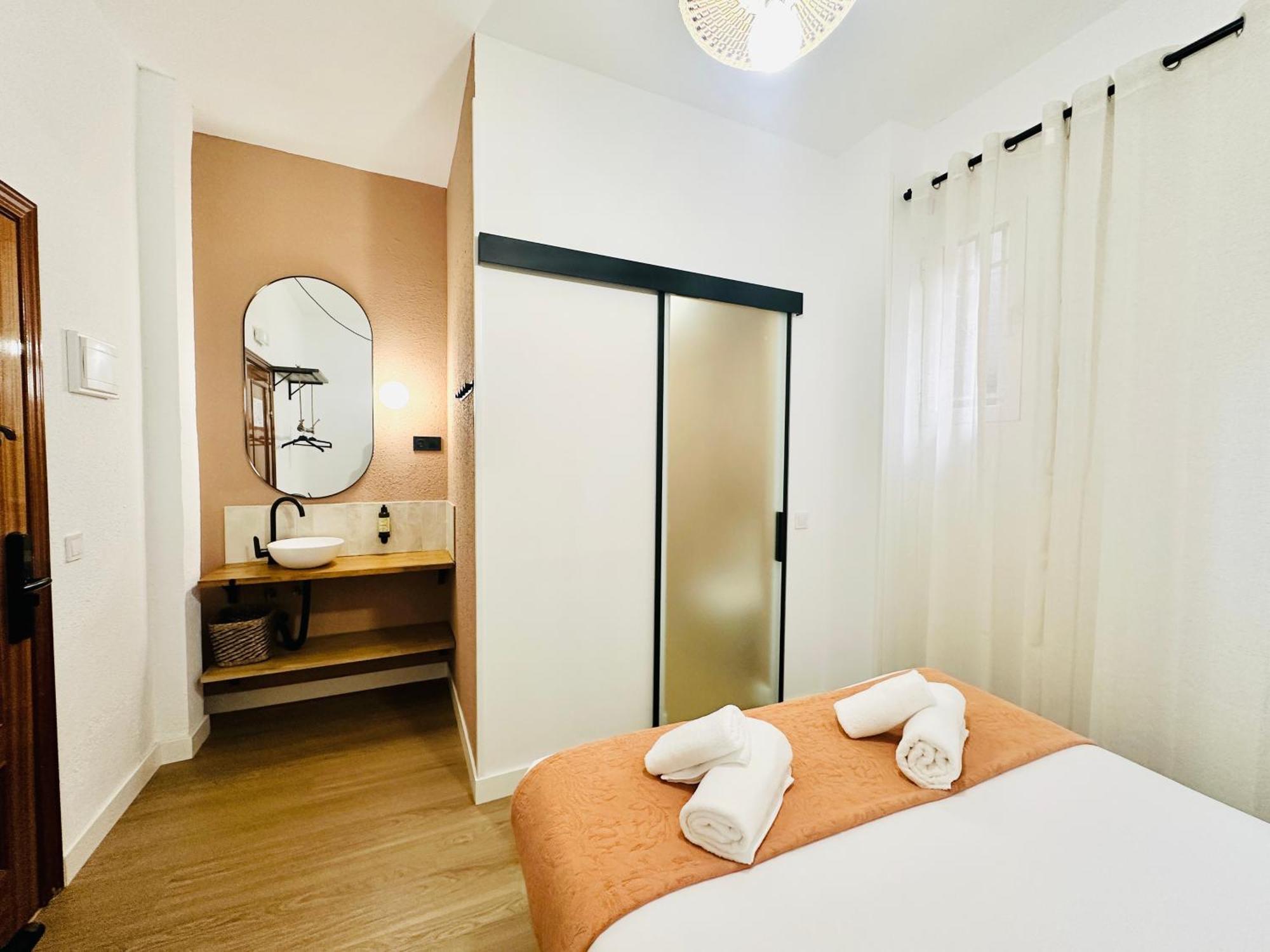 Autentic Boutique Moncloa Madrid Eksteriør billede