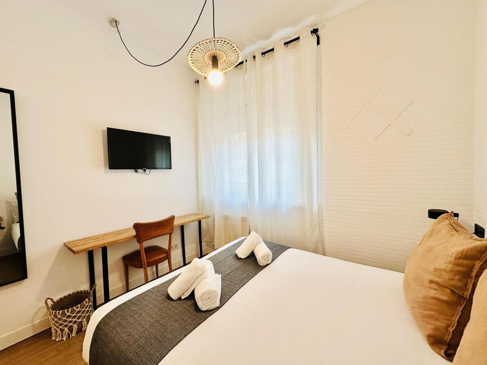 Autentic Boutique Moncloa Madrid Eksteriør billede