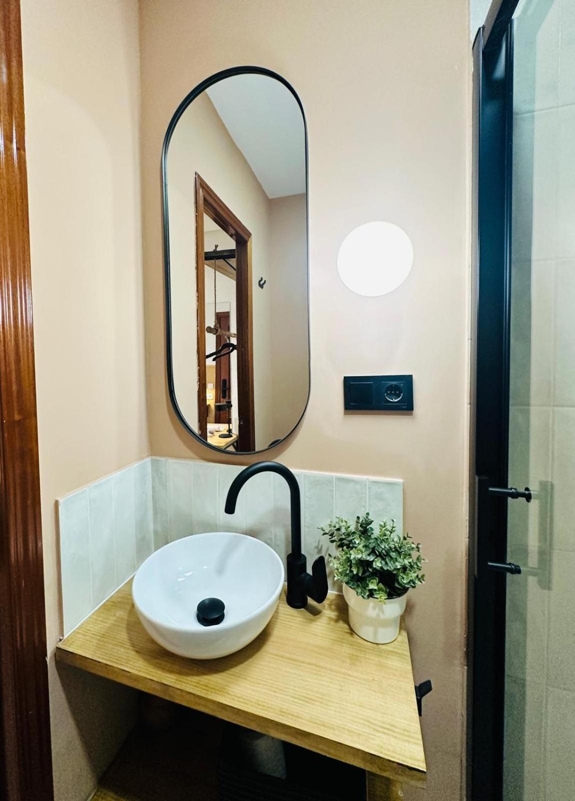 Autentic Boutique Moncloa Madrid Eksteriør billede